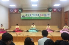 의정부 솔뫼초 이색 졸업식