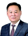 [새얼굴] 이용기 성남시체육회장
