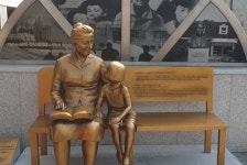 부천남부역에 나타난 펄벅여사