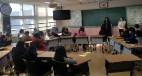 [경기도 혁신학교를 가다 - (19) 용인 모현초등학교] 아이디어 반짝 발명품도 뚝딱…4차 산업혁명 우리가 이끌래요