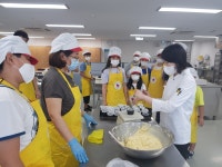 <사진기사>미추홀시설공단, 사랑의 빵 선사