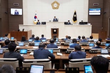 용인시의회 안희경신민석 의원, 포곡 물류센터 개발 문제 등 지적