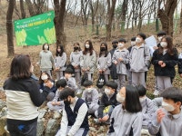 군포시 금정중, 푸른 지구를 위한 학급 희망나무 심기 행사 진행