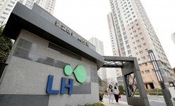 LH 배불리기…살지 않고 수억원 시세차익