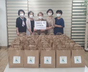 용인시 상현2동 통장협의회, 수지구보건소 선별진료소에 간식 전달