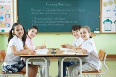 어린이집 다니는 외국인 자녀, 무상보육 차별?