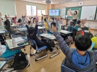 오산교육재단, 1인1외국어 교육 연말까지 운영
