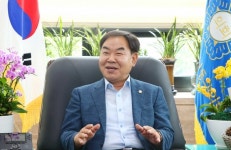 [인터뷰] 오용환 인천 남동구의회 의장 사무국 기능 강화해 의원 의정 활동 지원