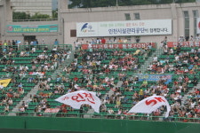 [구도 인천] 문학에서 랜필까지…인천팬 웃고 울린 꿈의 극장