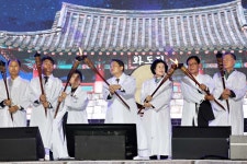 3년만에 화도진 축제…인산인해 속 마무리