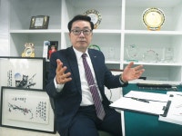 [인천을 빛낸 중소기업협동조합인] 7. 황현배 인천산업유통사업협동조합 이사장