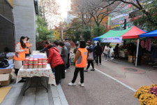 과천시 중앙동 지역사회보장협의체, 이웃사랑 나눔장터 개최