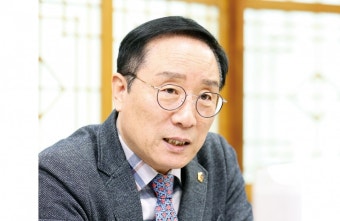 [인터뷰] 한민수 인천시의회 의회운영위원장 