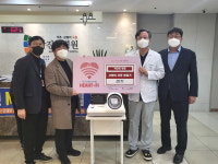 안산 박진영 병원, 이동노동자 쉼터 휠링에 자동혈압계 기탁