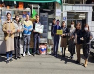 광명시 철산2동 직원, 마을냉장고에 반찬 나눔