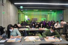 도로 양 옆 부평과 부천 아름다움엔 경계가 없다