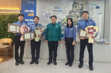 인천해경서 신항만파출소 경찰관, 시흥시장 표창장 수상