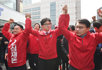 [포토 STORY] D-14, 한동훈 인하 문화의거리 방문