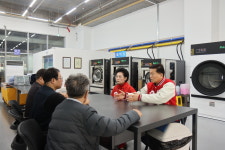[4·10 총선] 국힘 안산시(병) 김명연, 안산시 블루밍 세탁소·반월산단 소·부·장 중소기업 방문해 애로 사항 청취
