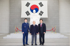 [4·10 총선=It' 후보] 더불어민주당 김용만 하남시을 후보는 누구인가?…백범 김구선생 증손자로, 민주당 영입인재 8호