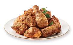 고추바사삭 1만9900원…굽네, 2년 만에 치킨 가격 인상