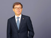 [주필이 만난 사람] 김두한 인하대총동창회장·㈜바실리스크코리아 대표이사