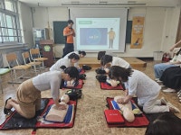 성남시 정자중학교, 성남소방서와 교직원 심폐소생술 교육