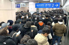 [포토] 수원역 수인분당선 북새통