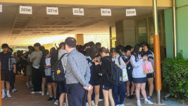 버스 태부족…영종중 하교 전쟁 여전