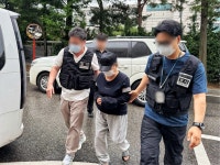 인천 자택서 남편 흉기로 찌른 70대 아내 구속심사 출석