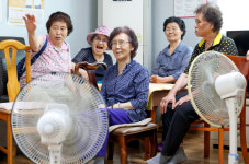 계속되는 폭염···광명, 파주 기온 40도 넘어서