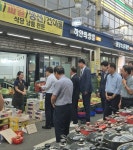 [포토] 평택 전통시장 찾은 김동연