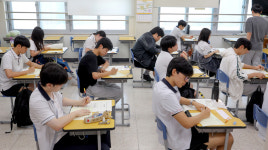 [포토] 천천히 꼼꼼하게