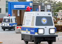 [포토] 순찰로봇 팔달봇…화성행궁 안전 책임