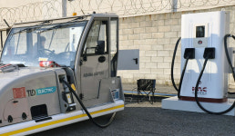 한국공항공사 지상조업전기차 충전기 국산화…내년 공항 배치