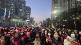 전국학교비정규직노동조합 경기지부, 남양고 급식실 인력위탁 규탄