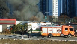 안성 비닐하우스서 불…인명피해 없어