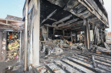 [포토] 화성 반정동 자동차 정비시설서 화재…4명 대피