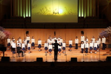 봄의 화음으로 잇는 네 도시의 하모니