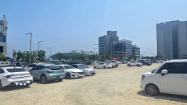관광명소 인천 구읍뱃터, 임시 주차장뿐