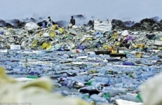 지상낙원 몰디브 쓰레기 섬 몸살…어쩌다