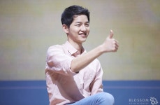‘태양의 후예’ 송중기, 스태프 생각하는 마음도 역대급…’태블릿PC부터 홍삼까지’