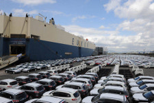 [트럼프당선, 한국경제는] 미국산 자동차 지원강화, 현대기아차 수출 비상