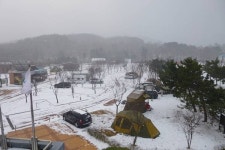 [겨울철 캠핑, 어디로 갈까] 오토캠핑의 명소 학암포자동차야영장