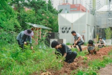 [에코+] 플러그를 뽑고, 느슨한 시간을 꽂다