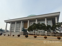 기업 이어 국회·박물관 미술관까지...감염 우려에 곳곳 문 닫아