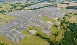 우회 수출 빗장 걸어잠근 美… K-태양광, 판 커진다