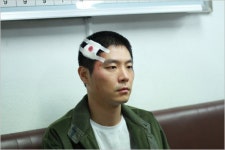 [리뷰]개똥이, 진짜 이름을 잊고 개똥이에 갇혀버린 한 남자 이야기