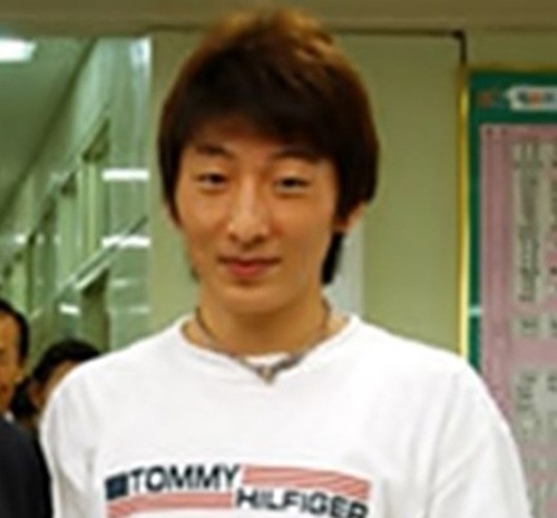대만 국립대학 여자축구팀, 감독이 선수들에게 강제 채혈 요구로 논란 일으키며 선수들의 권리 침해와 윤리적 문제 부각