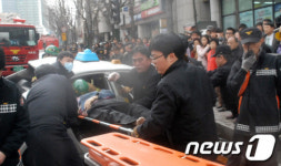 반포동 삼호가든맨션 앞 사거리 4중 추돌사고